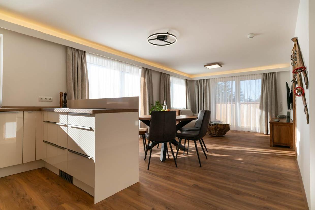 רמסאו אם דכשטיין Waldrand Apartments מראה חיצוני תמונה