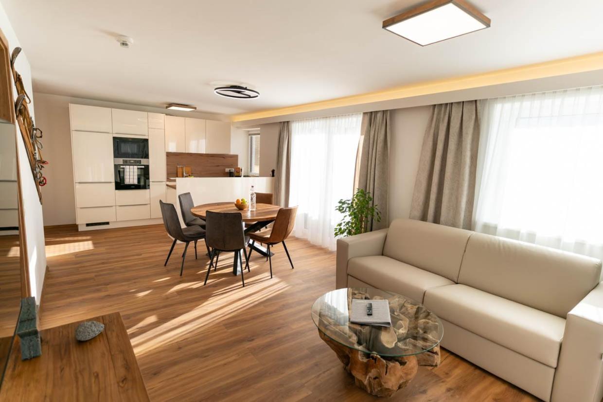 רמסאו אם דכשטיין Waldrand Apartments מראה חיצוני תמונה