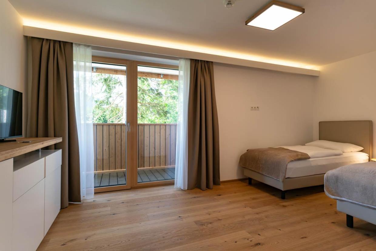 רמסאו אם דכשטיין Waldrand Apartments מראה חיצוני תמונה